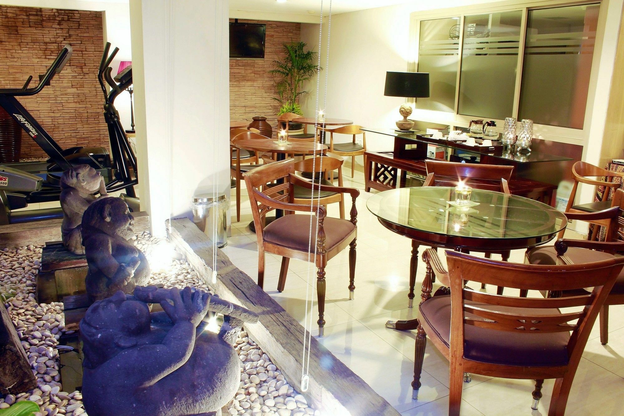 W Home Cikatomas Cakarta Dış mekan fotoğraf