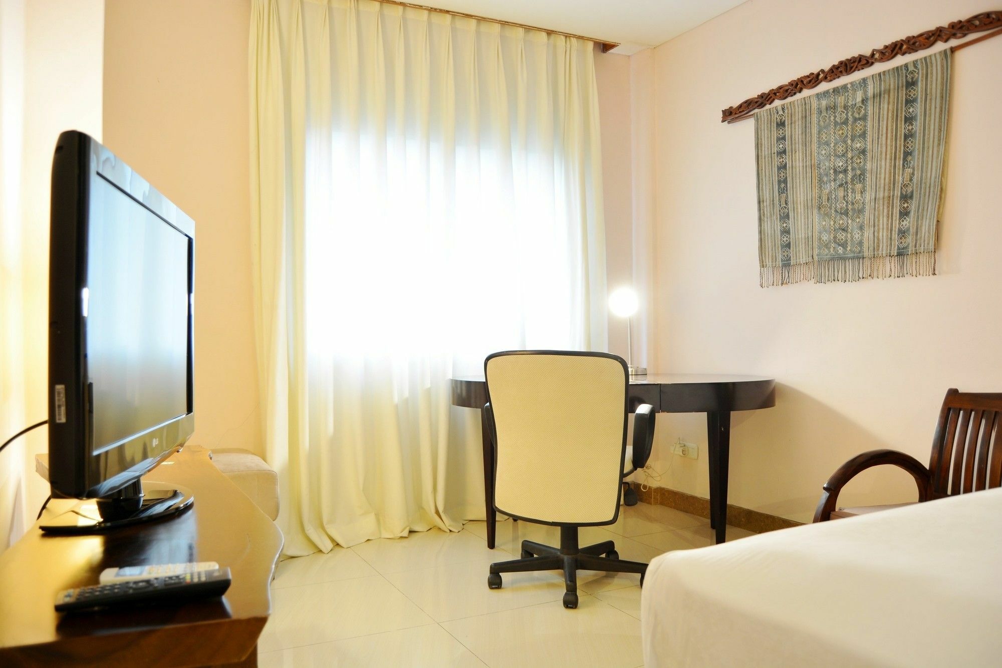W Home Cikatomas Cakarta Dış mekan fotoğraf